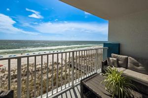En balkon eller terrasse på Gulfside 502
