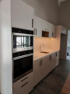 Køkken eller tekøkken på Hole Inn 1 + 2 billeder