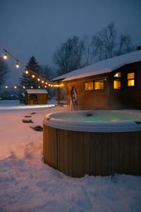 Broad Brook Cabin between Woodstock & Killington om vinteren