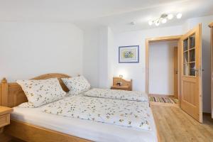 Postel nebo postele na pokoji v ubytování Ferienwohnung Westernberg