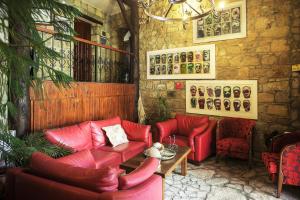 A seating area at Hunnap Han