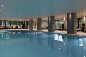 Bazén v ubytování St. Pierre Park Hotel & Golf nebo v jeho okolí