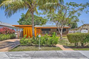 Το κτήριο όπου στεγάζεται  η παραθεριστική κατοικία