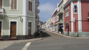 The surrounding neighborhood or a neighborhood close to a szállodákat