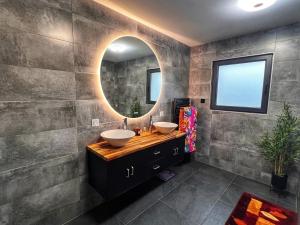 Ένα μπάνιο στο Chambre CLAIRIERE +11 φωτογραφίες