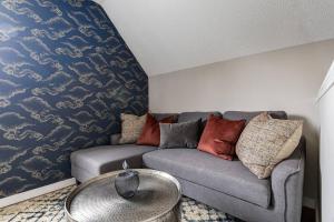 Et opholdsområde på The Perfect Getaway for Exploring Canmore and Banff)