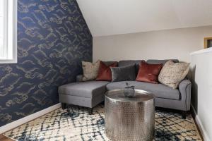 Et opholdsområde på The Perfect Getaway for Exploring Canmore and Banff)