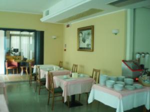 Gallery image of La Perla B&B Hotel in Roseto degli Abruzzi