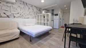 Kuchyň nebo kuchyňský kout v ubytování Playa de BENALMADENA