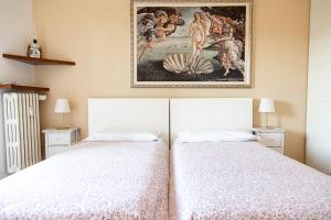 Postel nebo postele na pokoji v ubytování Quiet apartment near Como Lake - Casa Plinio