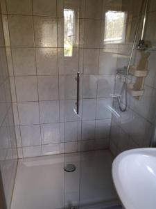 Phòng tắm tại Blockhaus in der Schorfheide