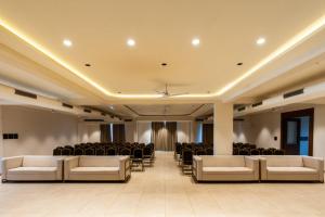 Gallery image of AVM Elite Suites Malur in Mālūr