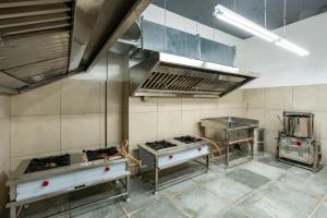 Gallery image of AVM Elite Suites Malur in Mālūr +9 photos