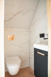 Ένα μπάνιο στο Górski reset +22 φωτογραφίες