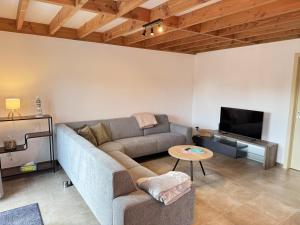 Khu vực ghế ngồi tại Westhinder II H23