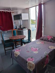 Postel nebo postele na pokoji v ubytování Obelix Apartment