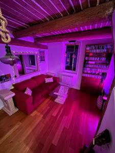 Posezení v ubytování La Tour des Murmures