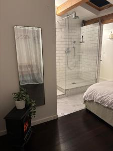 Koupelna v ubytování La Tour des Murmures