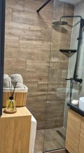 Et badeværelse på Ana and David's apartment