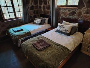 Postel nebo postele na pokoji v ubytování A Farm Experience at Shoulder Mountain Products