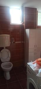 Ένα μπάνιο στο Apartman