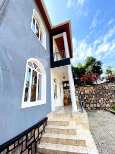 Tòa nhà nơi khách sạn tọa lạc