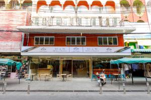 En restaurant eller et andet spisested på PSA Palace Khaosan