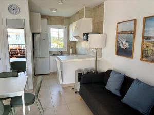 Køkken eller tekøkken på Cala Porter Brise Marine + 43 billeder