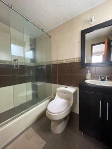 Koupelna v ubytování Otro Mundo