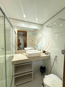 Phòng tắm tại Coruja Imob - Flat Crystal Place