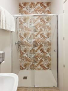 Koupelna v ubytování Bilbao ROOMS & KITCHEN Altube + 44 fotografií