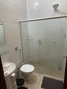 Koupelna v ubytování Casa Gêmeas 2 + 1 fotografie