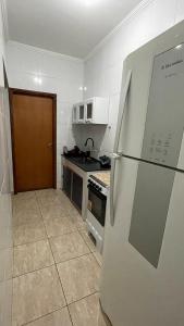 Kuchyň nebo kuchyňský kout v ubytování Casa Gêmeas 2