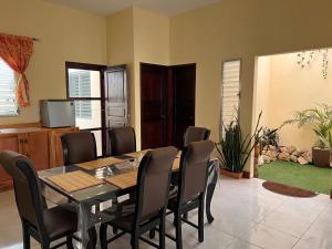 Khu vực ghế ngồi tại Casa Vásquez +4 ảnh