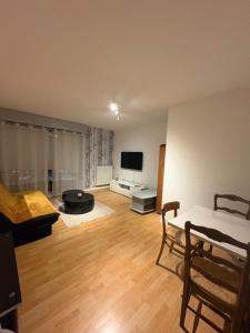 Et tv og/eller underholdning på Ma première étoile + 5 billeder