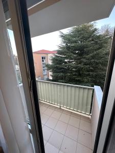 Ban công/sân hiên tại Konos Suites Apartment in Puy-En-Velay +4 ảnh