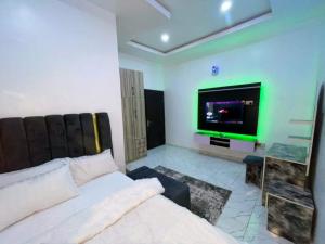 Fotografie z fotogalerie ubytování Phienu Apartment & Suite ve Warri + 5 fotografií