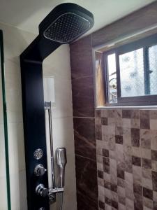 Et badeværelse på Alojamiento en Medellin + 21 billeder