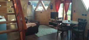 Χώρος καθιστικού στο Domo rústico Puacura Castro- Dalcahue