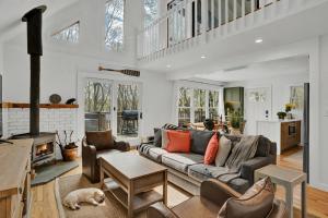 Et opholdsområde på Great Lakefront, FIFA 2026, Hot Tub, Pool, Games