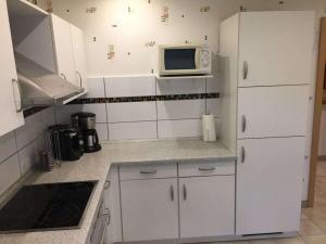 Køkken eller tekøkken på Holiday apartment with 1 bedroom + 14 billeder