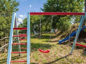 Herní místnost nebo prostor pro děti v ubytování Villa in VRBNIK with swimming pool
