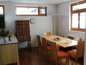 Fotografie z fotogalerie ubytování Holiday home in Murnau with swimming pool v destinaci Murnau am Staffelsee