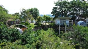 En have udenfor Glamping Guacharaca Silvanía Cundinamarca