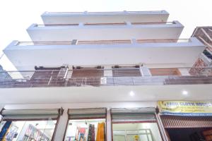 Tòa nhà nơi khách sạn tọa lạc