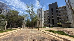 an empty street in front of a building at Escapada Premium en San Bernardino! Toledo House in San Bernardino +9 photos