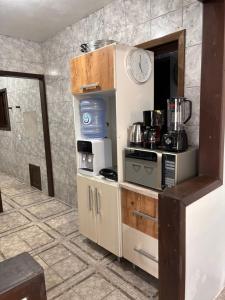 Η κουζίνα ή μικρή κουζίνα στο Casa na praia para até 8 pessoas com ótima localização