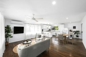 TV/trung tâm giải trí tại Sawtell Sea Breeze House