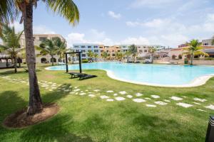 Bazén v ubytování Propiedad Fishing Lodge nebo v jeho okolí