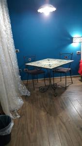 Stolní tenis v ubytování B&B La Tartaruga nebo okolí
